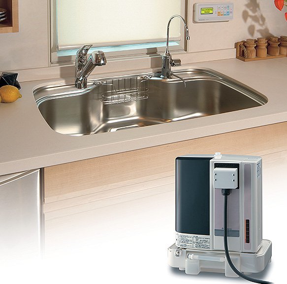 Enagic LeveLuk SD501U Under the Sink Water Ionizer